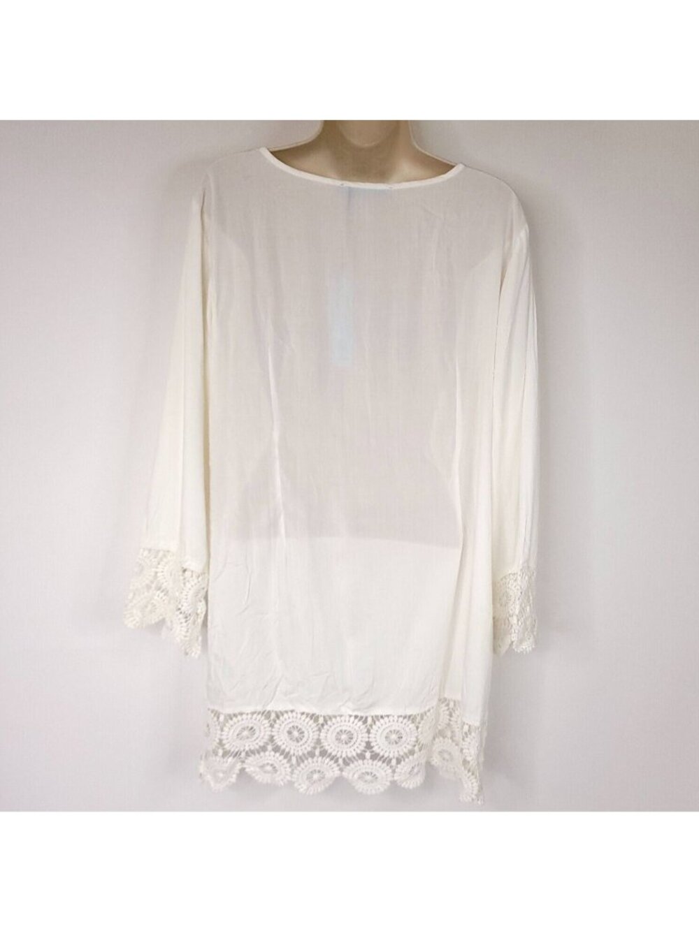 Solitaire Swim Beige Crochet Accent Swim Cover-Up Women’s Large - Picture 3 of 11